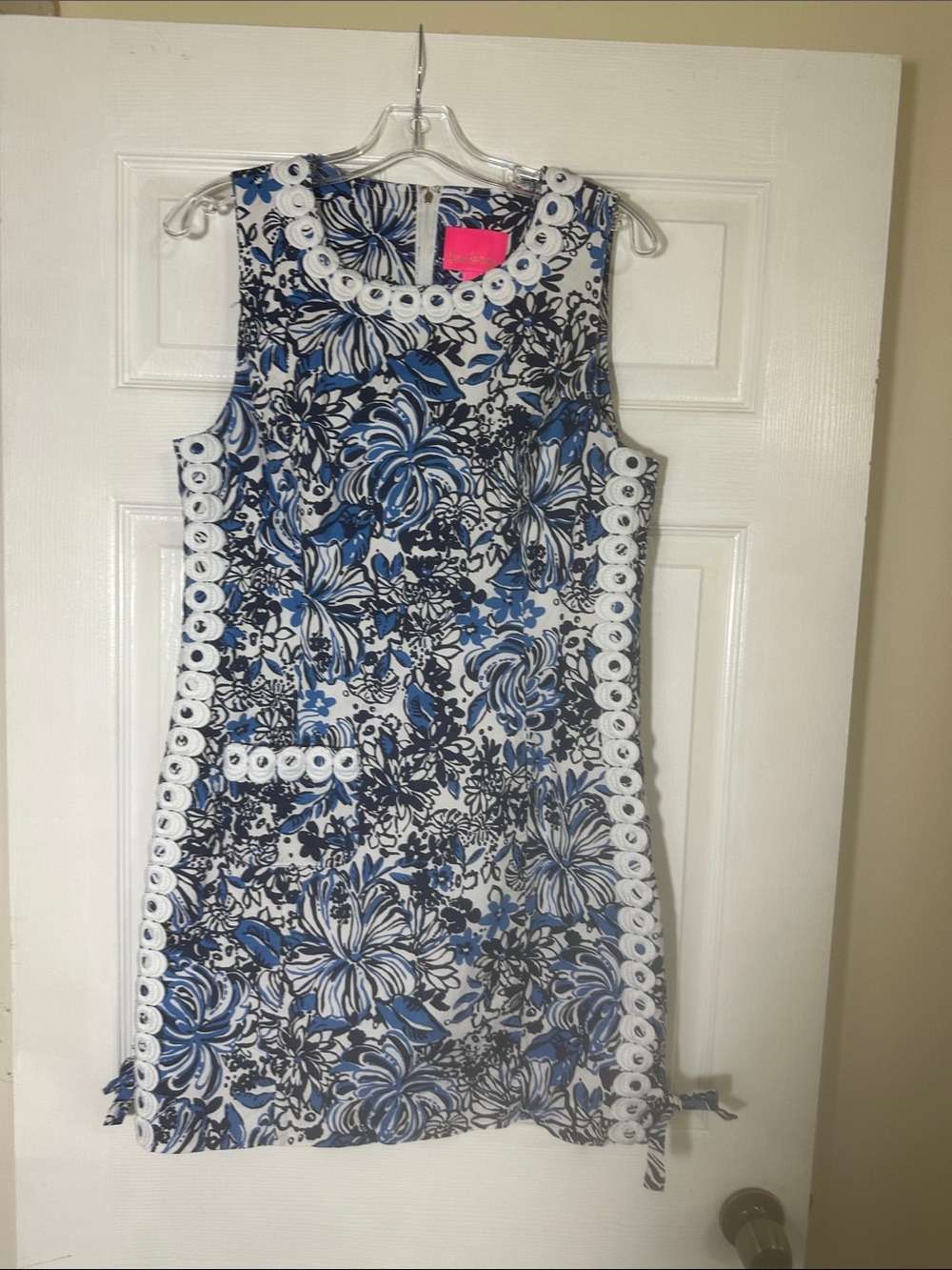 Lilly Pulitzer Blue White Floral Eyelet-Trim Shift Dress
